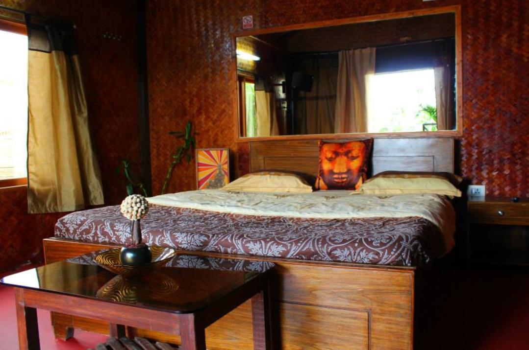Rock Water Resort Morjim Zimmer foto