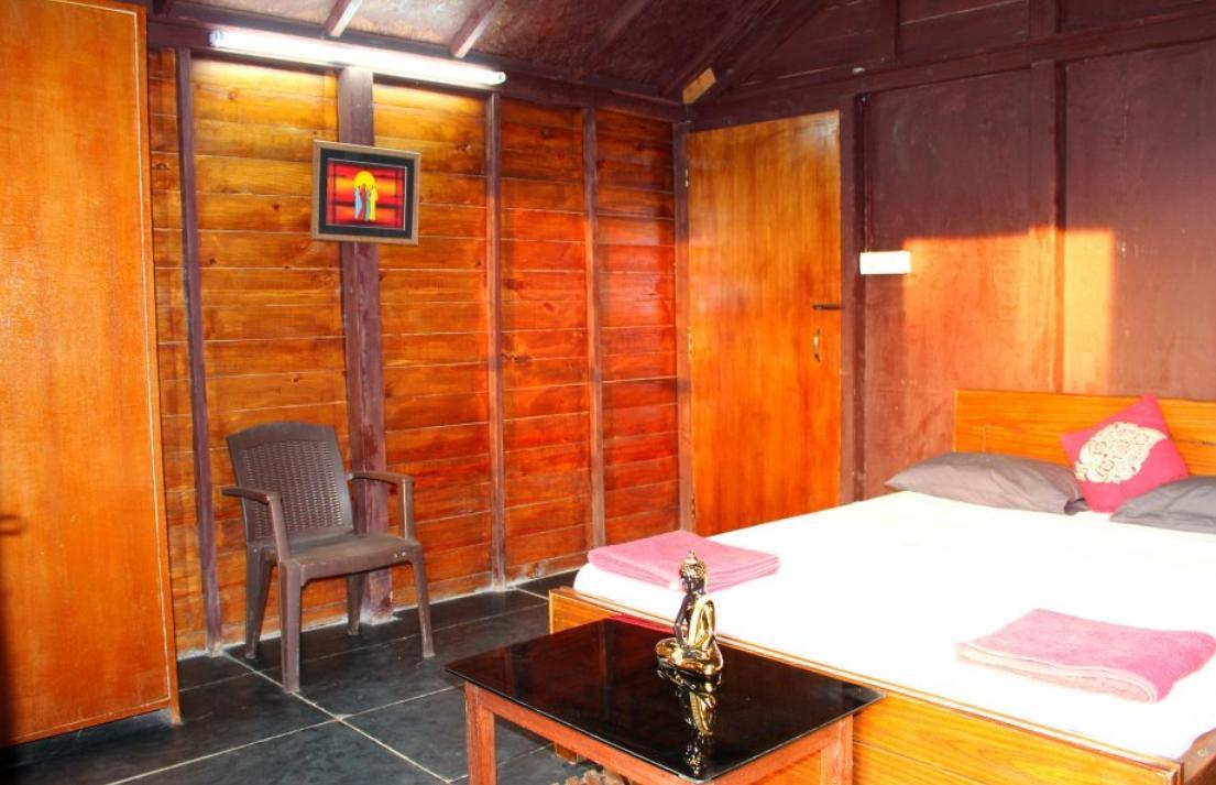 Rock Water Resort Morjim Zimmer foto